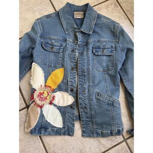 Upcycled Denim Jacket with Linen Floral Appliqué – Lost Petal Linens (M)